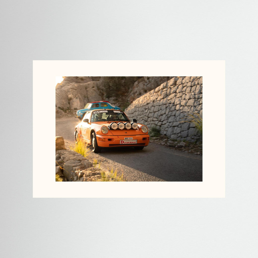 Porsche carrera en pleine course 